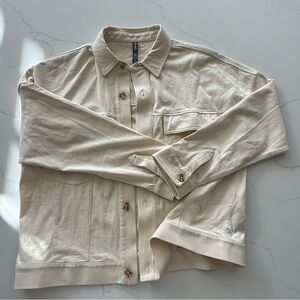 New without tags| Vuori | Size Large | 100% cotton button down shacket